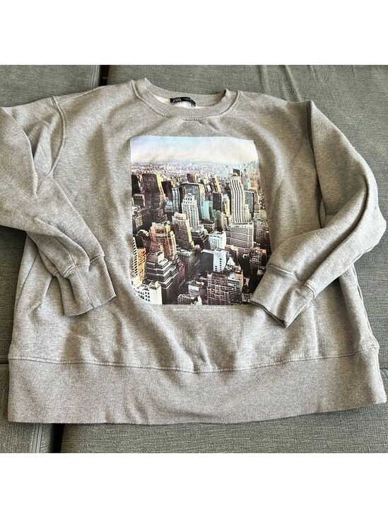 ZARA Tops - Zara Gray Sweatshirt Medium
